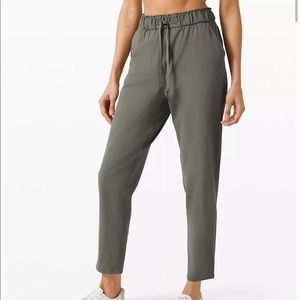 Lululemon Keep Moving Pant 7/8 High-Rise